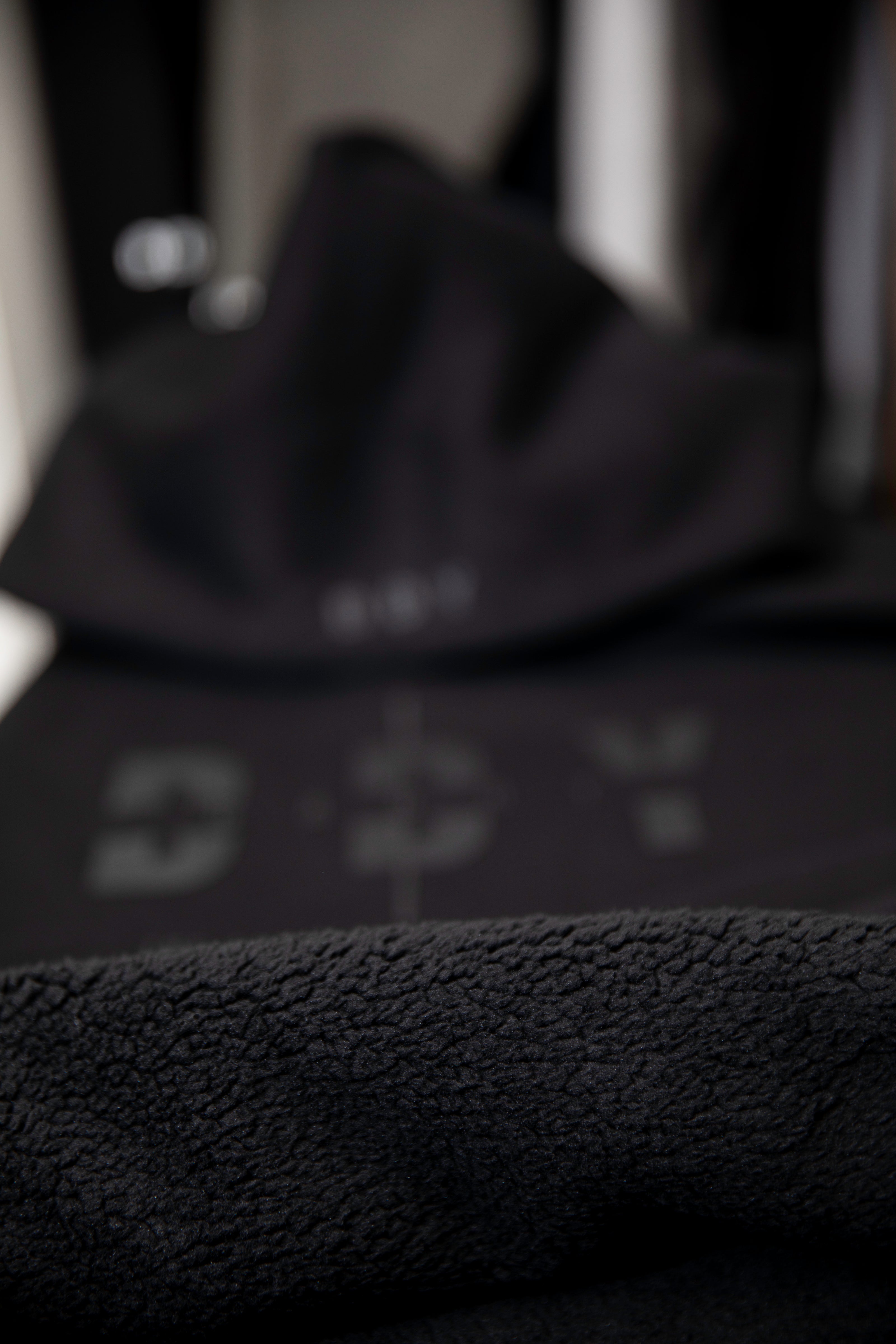 ICONIC ALL BLACKS HOODIE