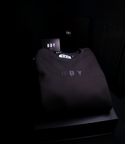 ICONIC ALL BLACKS SWEATER